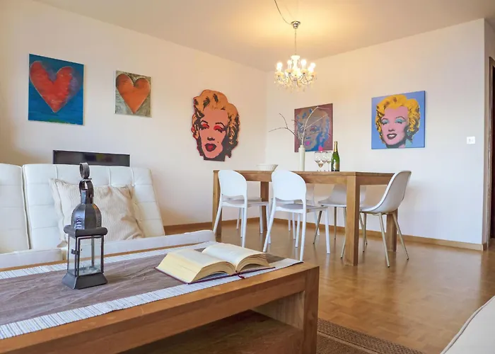 Apartament Eden Roc 56 By Interhome